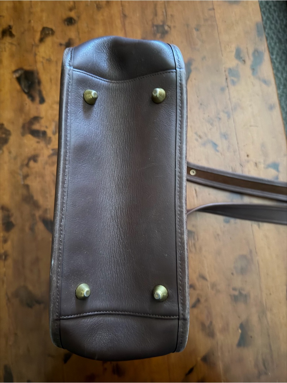 Coach Brown Leather Shoulder Bag with Gold Hardware - Picture 8 of 11